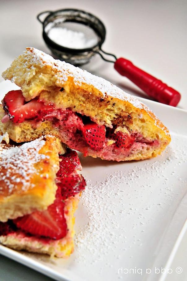 Strawberry-Cream-Stuffed-French-Toast-DSC_7682 Γαλλικό Τοστ Γεμιστό με Φράουλες και Κρέμα