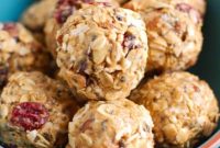 Almond Cranberry Recharge Bites