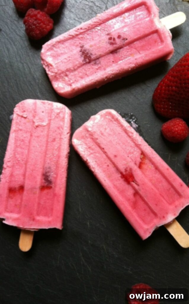 Creamy Berry Dream Pops 5 Finished Strawberry Raspberry Cream Pops with a sprinkle of berries.