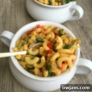 Sausage and Roasted Red Pepper Gouda Macaroni and Cheese 6 Sausage Roasted Red Pepper and Gouda Macaroni and Cheese