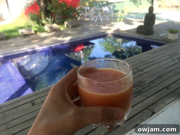 Freshly squeezed papaya juice
