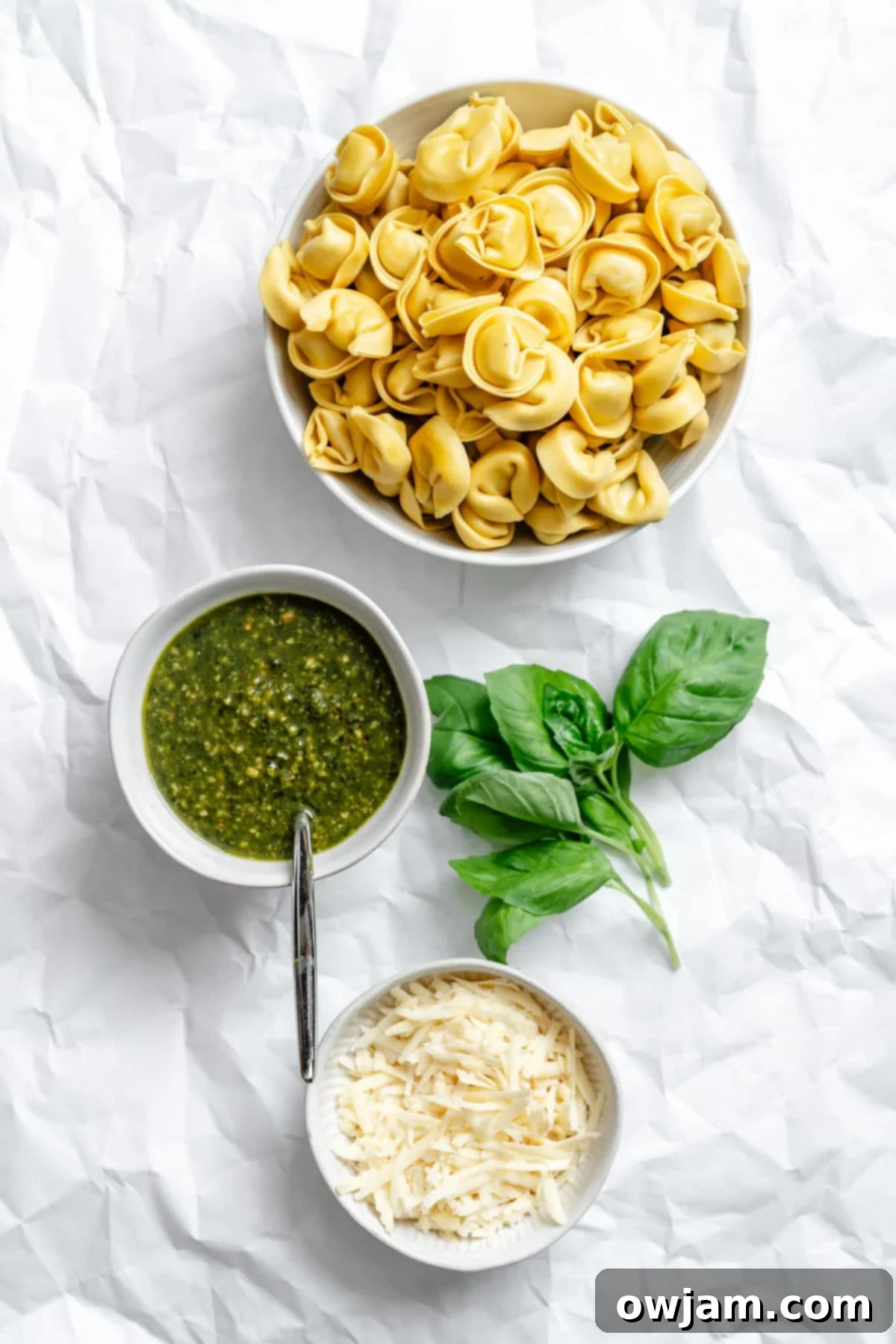 Speedy Cheesy Pesto Tortellini Dinner 3 recipe ingredients in small bowls