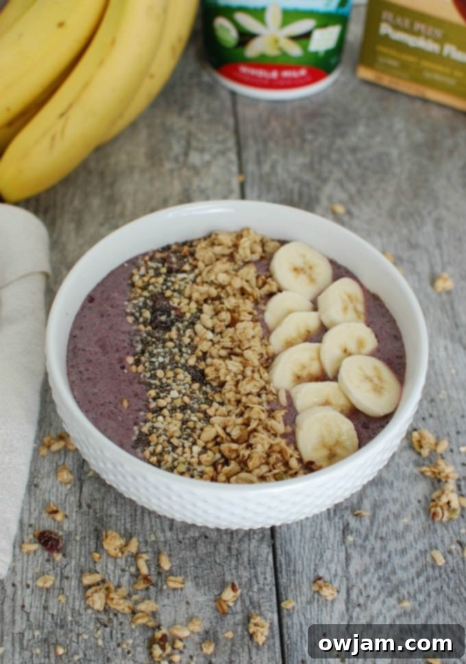 Superfood Smoothie Bowl - healthy