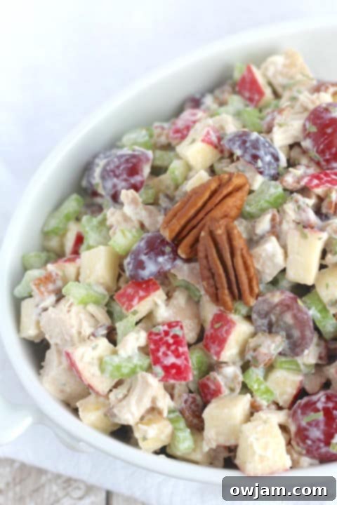 Fresh and Healthy Chicken Salad with Grapes, Apples, and a creamy Tarragon-Yogurt Dressing, perfect for light lunches