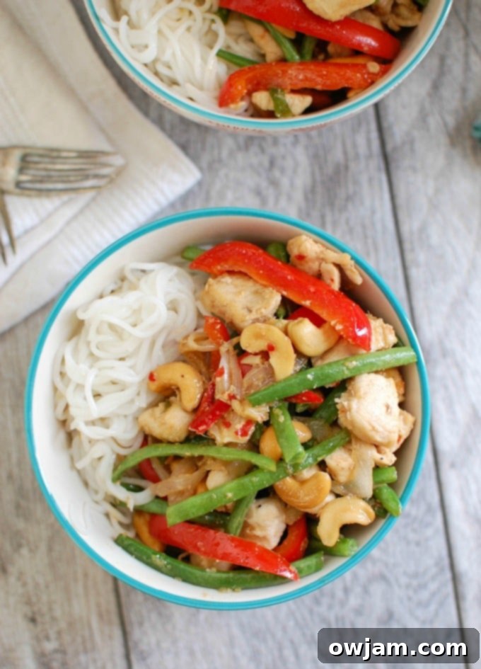 Lemongrass Chicken Noodle Bowls - easy dinner idea!