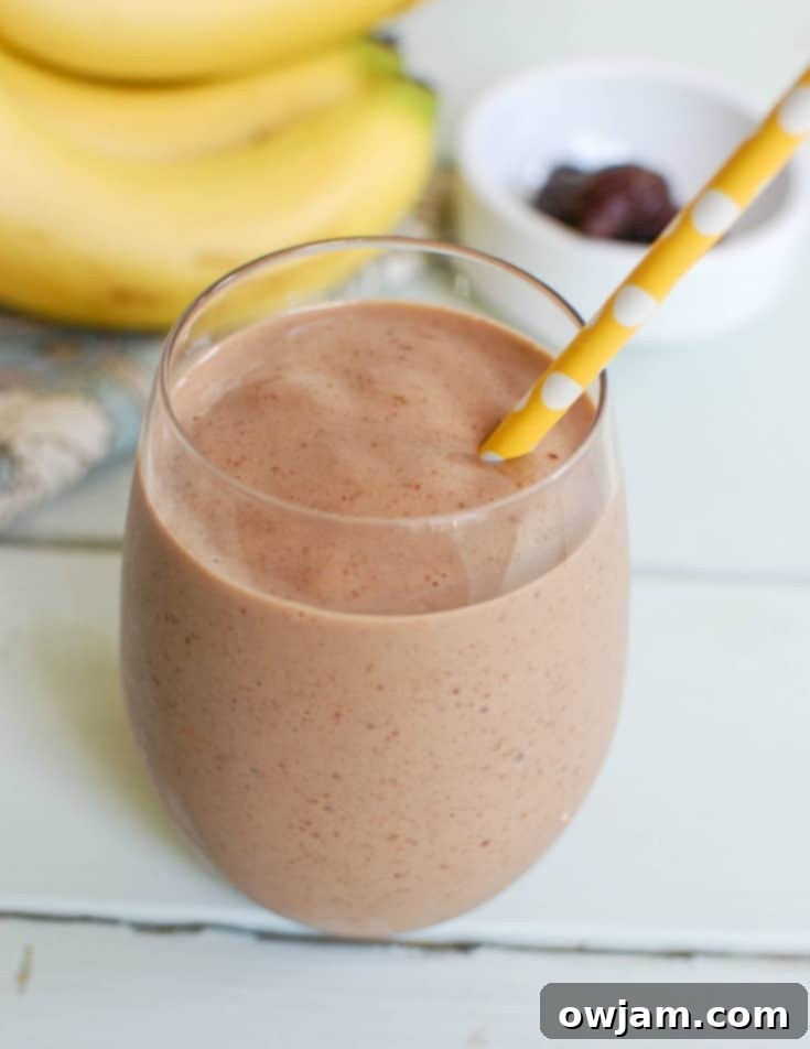 Banana Date Smoothie is creamy and rich. You will think this healthy smoothie is a treat. 