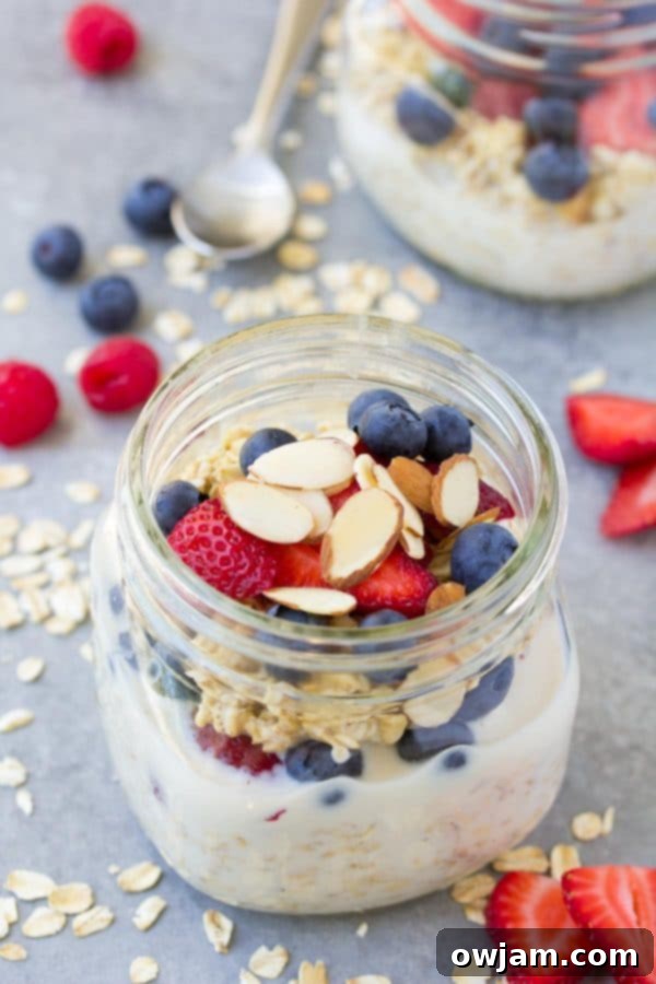 Easy Berry Overnight Oats