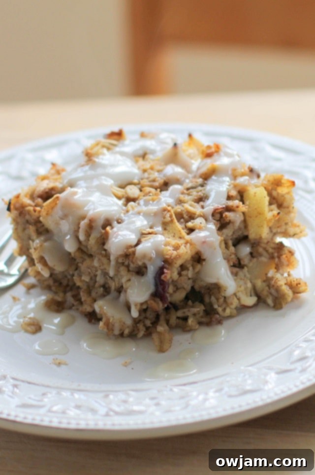 Apple Cinnamon Baked Oatmeal