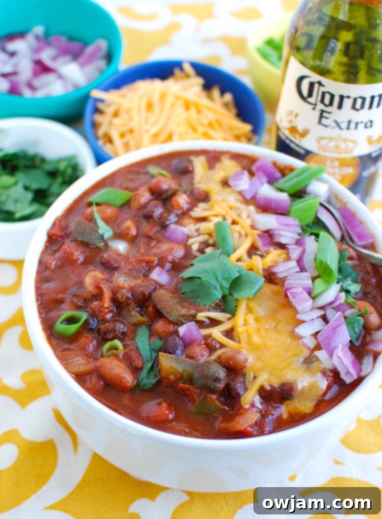 Slow Cooker Vegetarian Chili with cheese