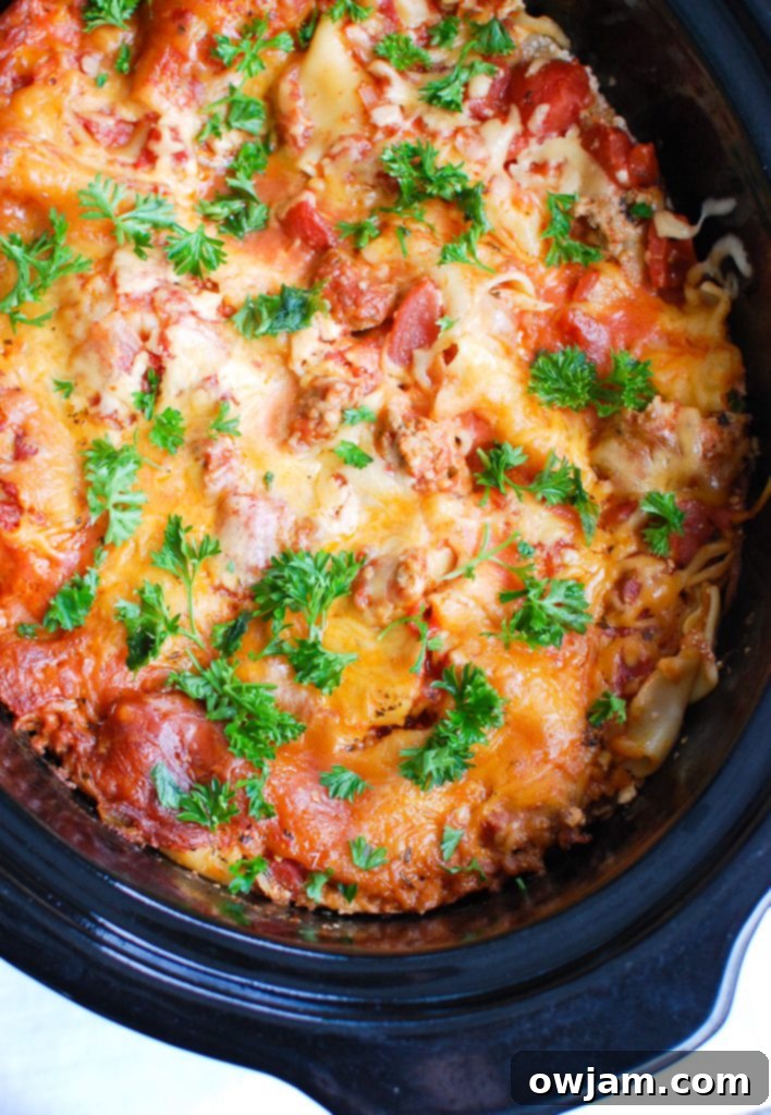 Slow Cooker Lasagna in Crockpot 