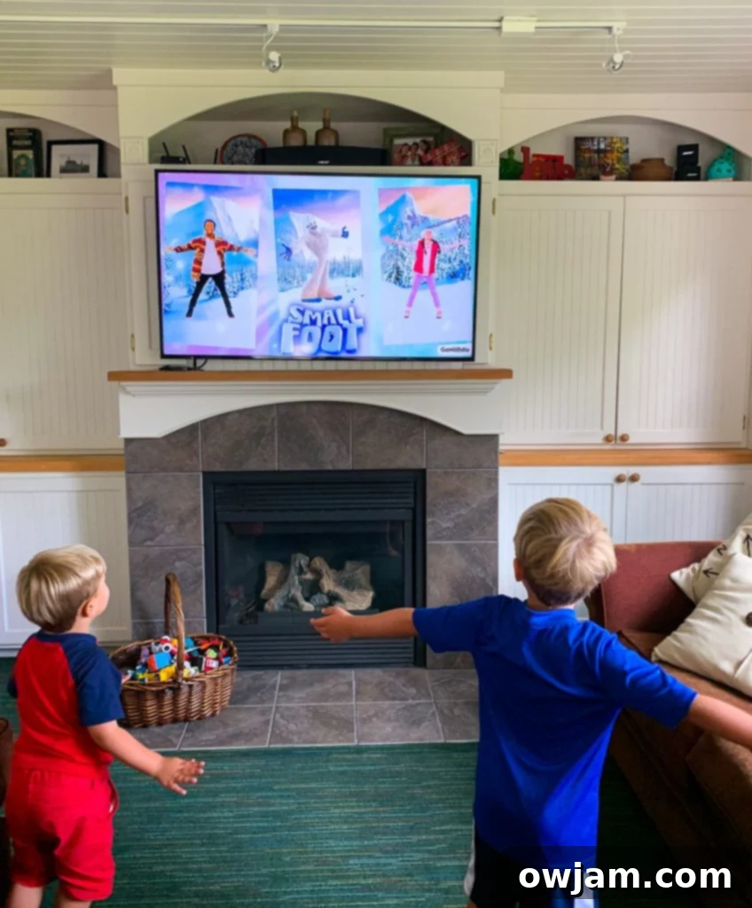 Golden Banana Crunch Pop 3 Kids playing GoNoodle