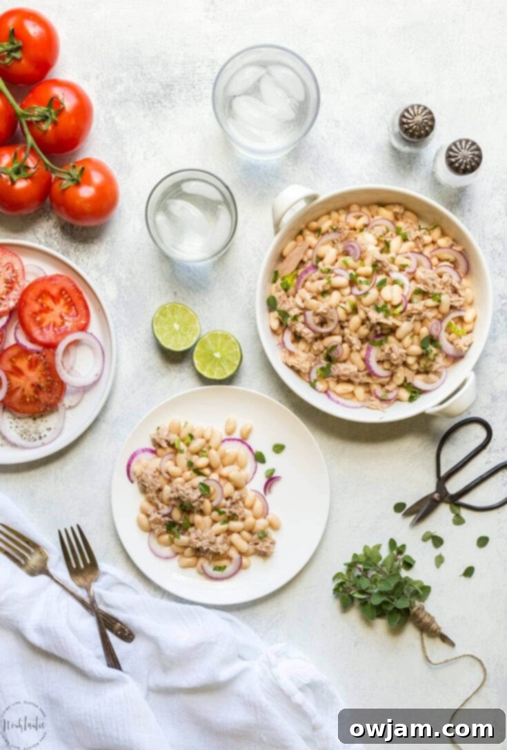 Quick Tuna White Bean Salad with red wine vinaigrette