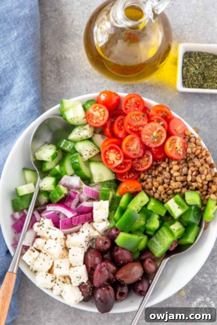 Lentil Greek Salad with vegetables