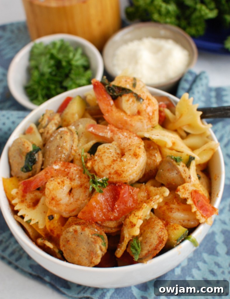 Pasta with Shrimp and Sausage Image 4