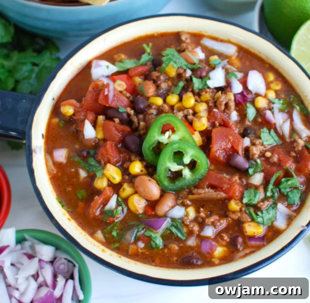 Easy Pork Chili with jalapeños
