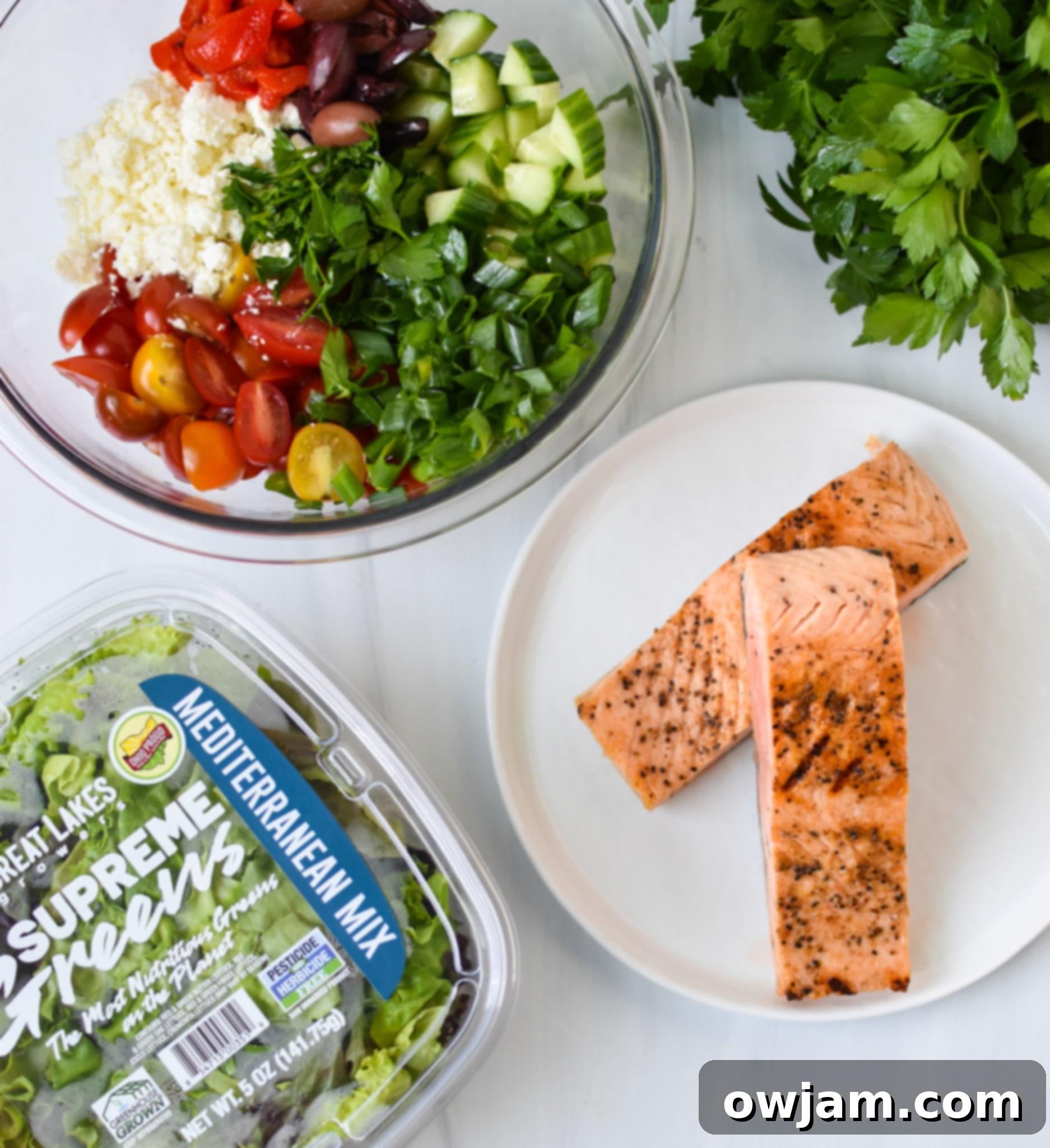Mediterranean Salmon Delight 3 Mediterranean Salmon Bowl ingredients.