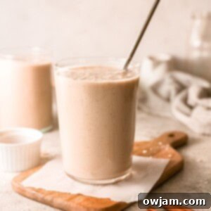 A creamy and satisfying Oat Smoothie, perfect for a quick and healthy meal.