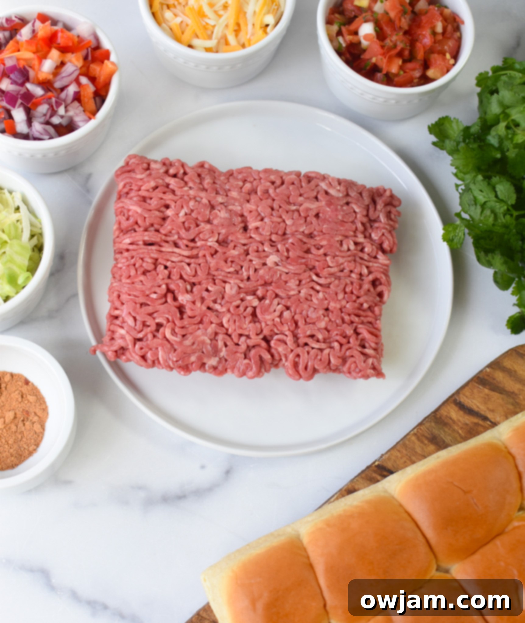 Taco Beef Sliders ingredients.