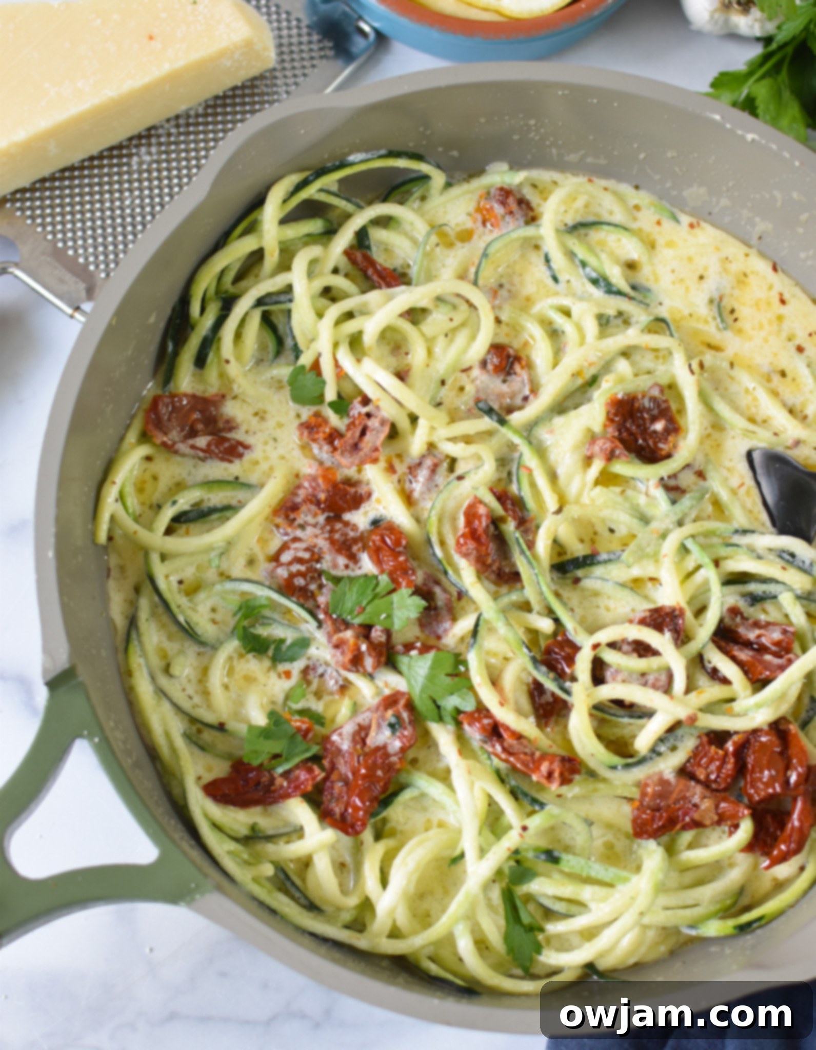 Alfredo Zoodles Recipe in a pan.