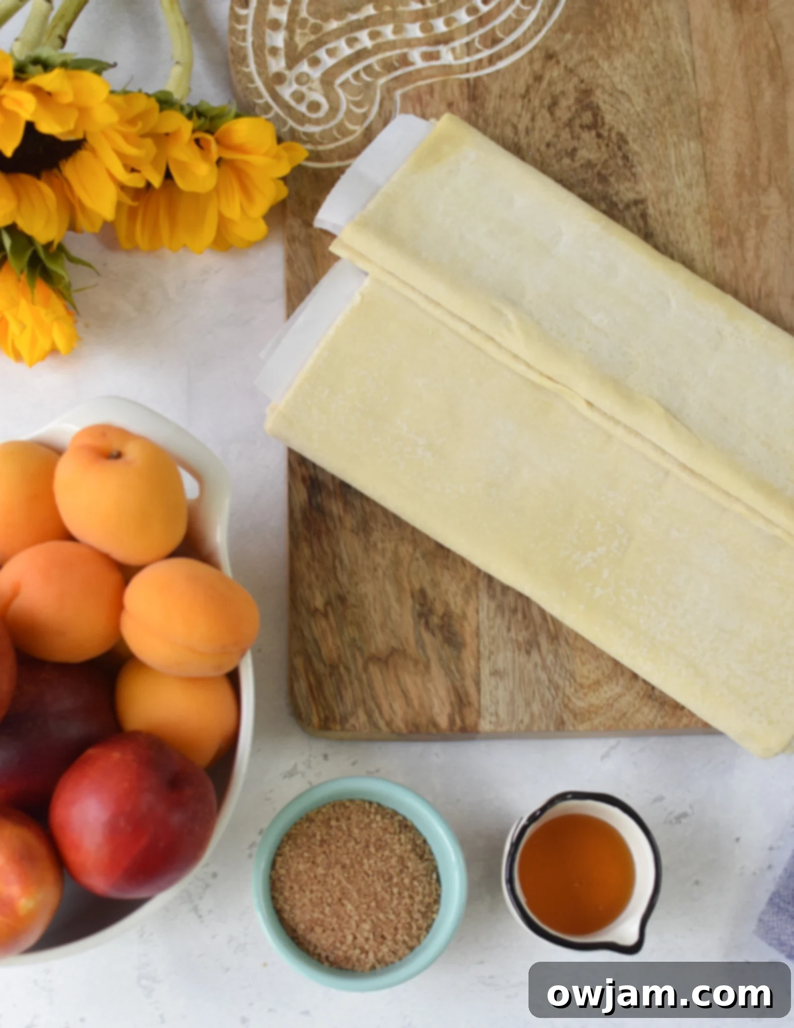 Easy Peach Tart ingredients. 