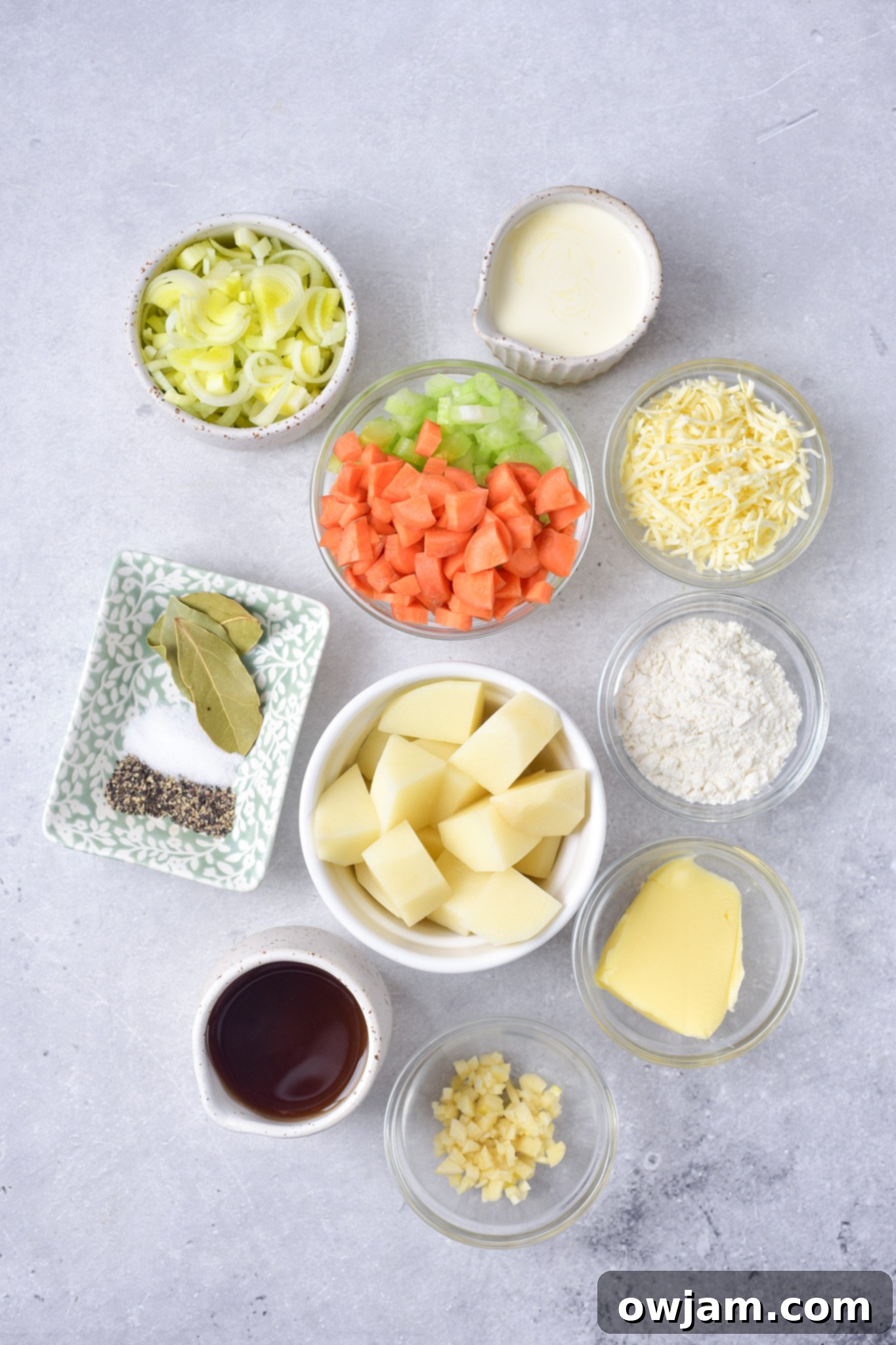Potato Leek Soup ingredients. 