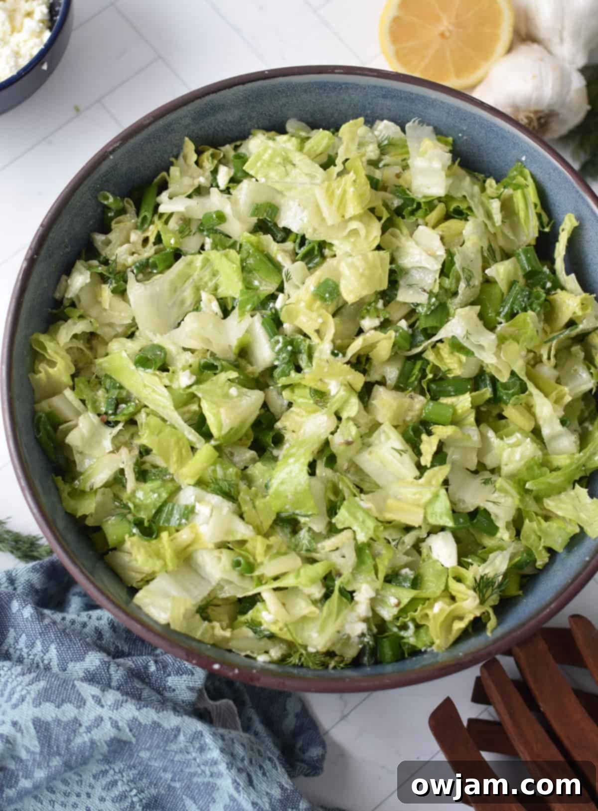 Maroulosalata Crisp Greek Lettuce Salad 4 Maroulosalata in blue bowl