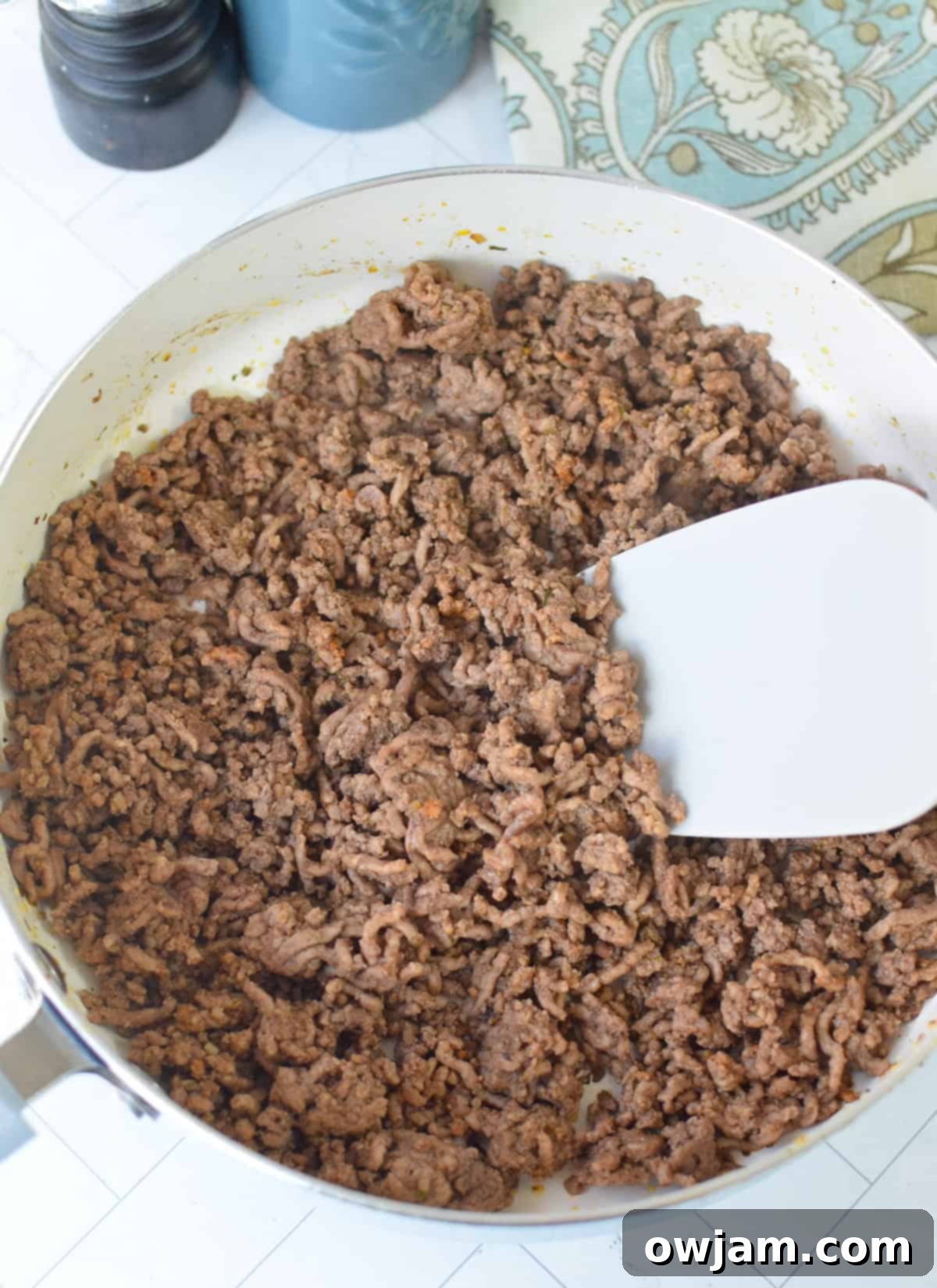 Hearty Sweet Potato Cottage Cheese Ground Beef Bowls 7 Sweet Potato Cottage Cheese Bowls ground beef in a skillet cooking