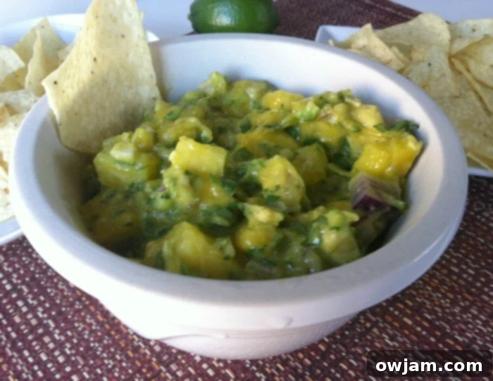 delicious Pineapple Mango Guacamole 