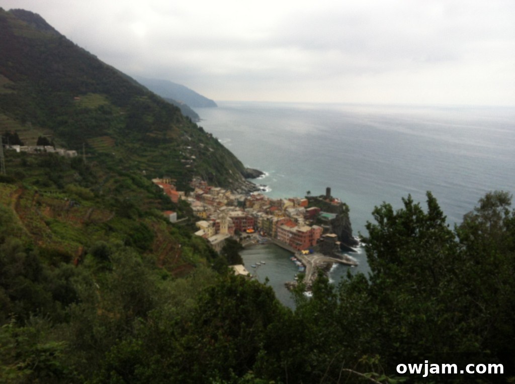 Panoramic view of colorful coastal village in Cinque Terre